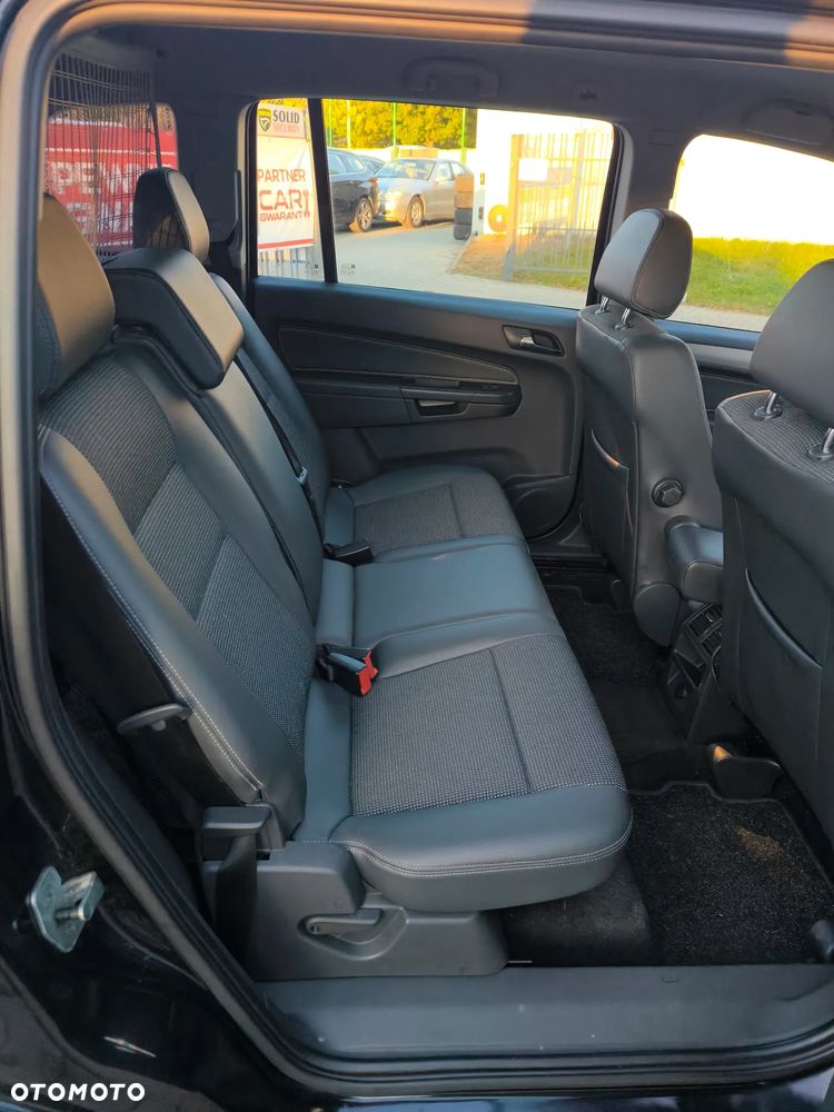 Opel Zafira - 18