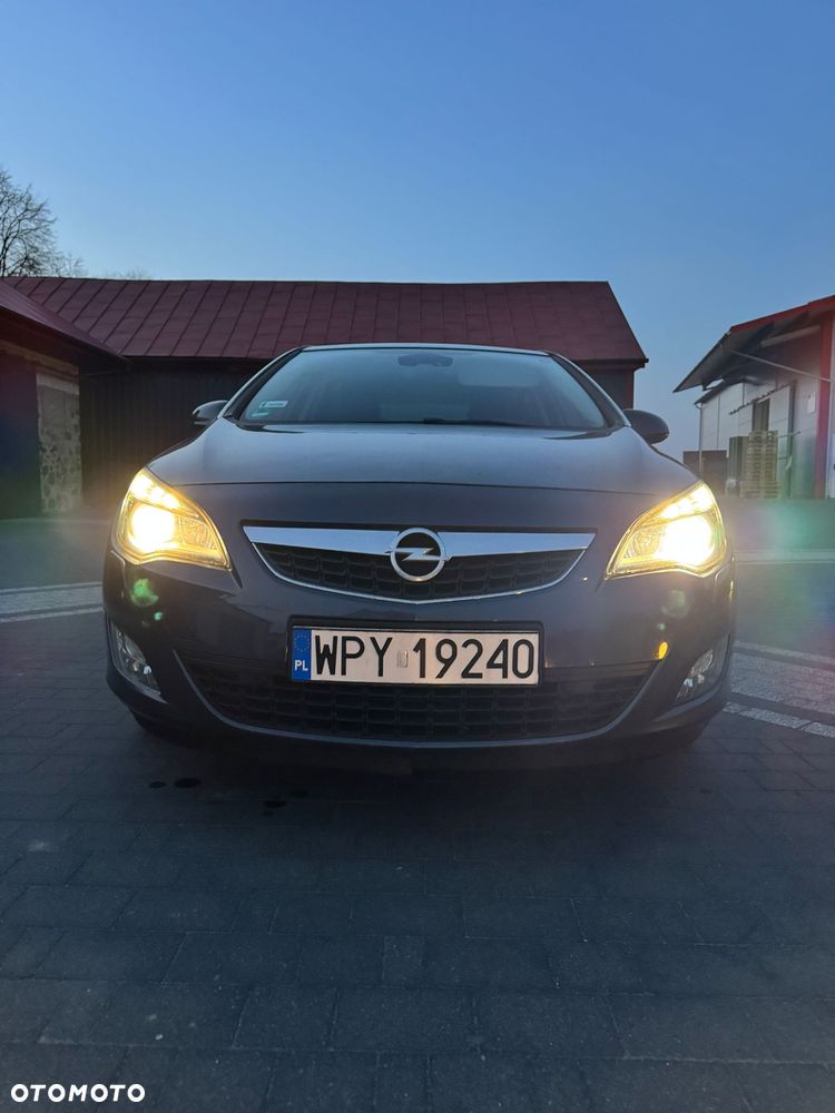 Opel Astra 1.6 Cosmo - 12