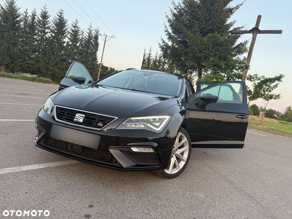 Seat Leon 1.8 TSI FR Black S&S DSG - 1
