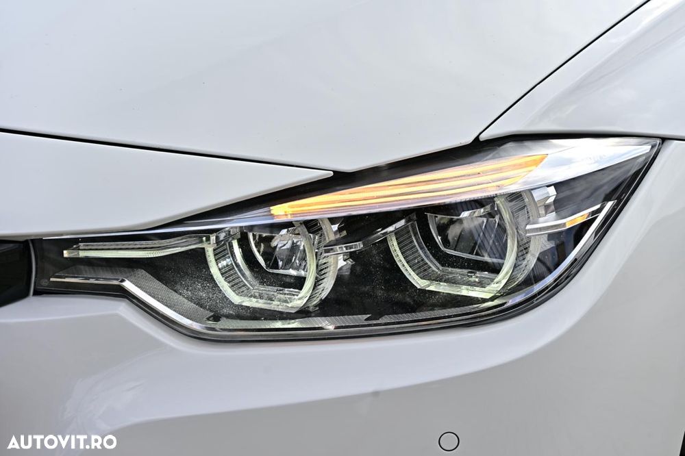 BMW Seria 3 330i xDrive Aut. M Sport - 35