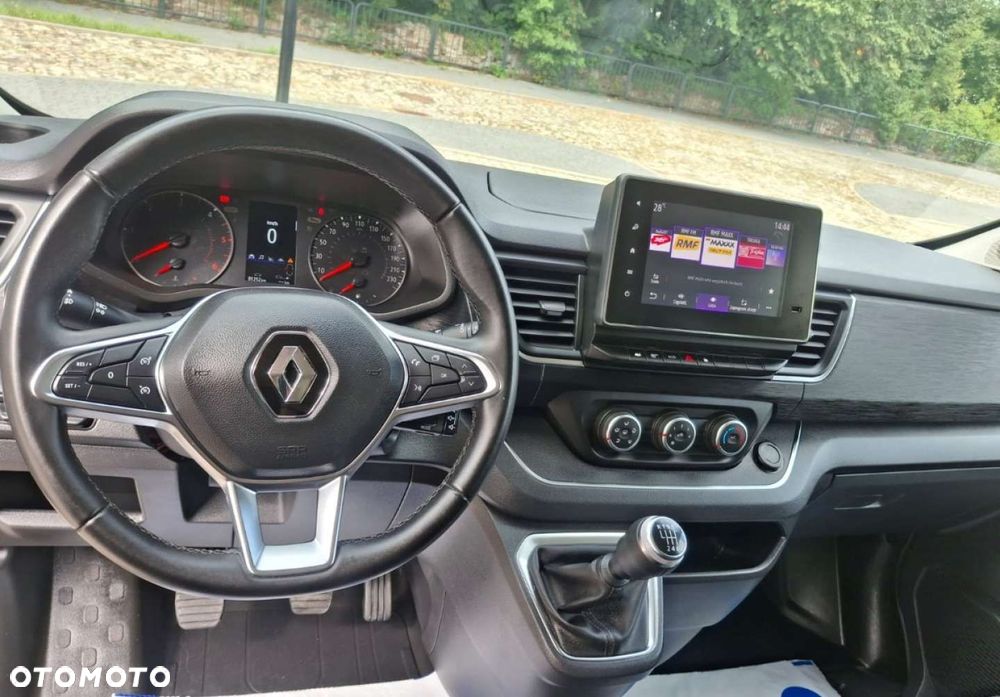 Renault Trafic - 14