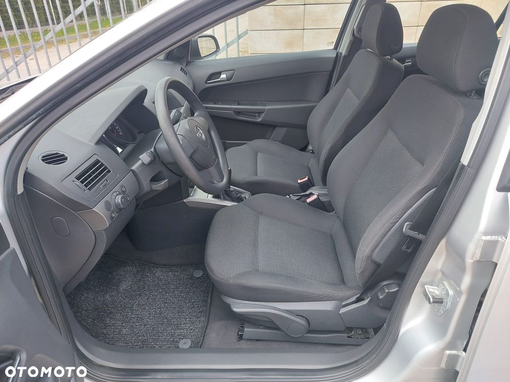 Opel Astra 1.4 - 10