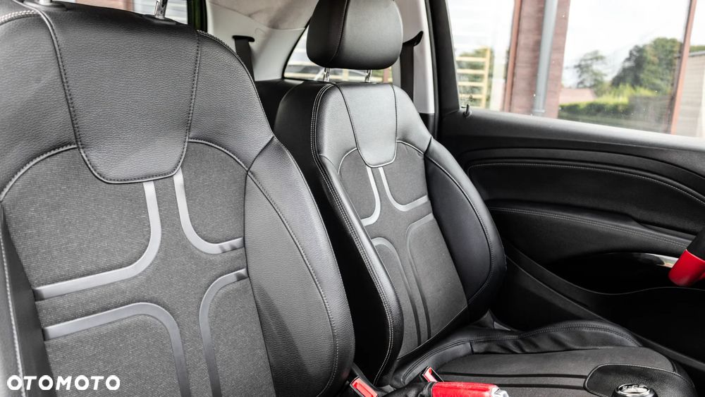 Opel Adam 1.4 Black Jack Easytronic S&S - 25