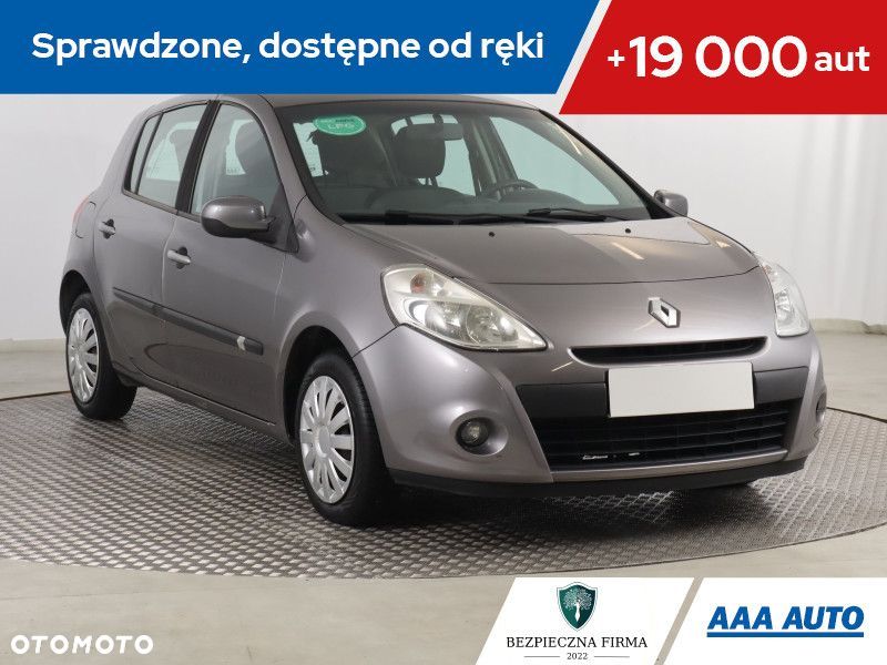 Renault Clio - 1
