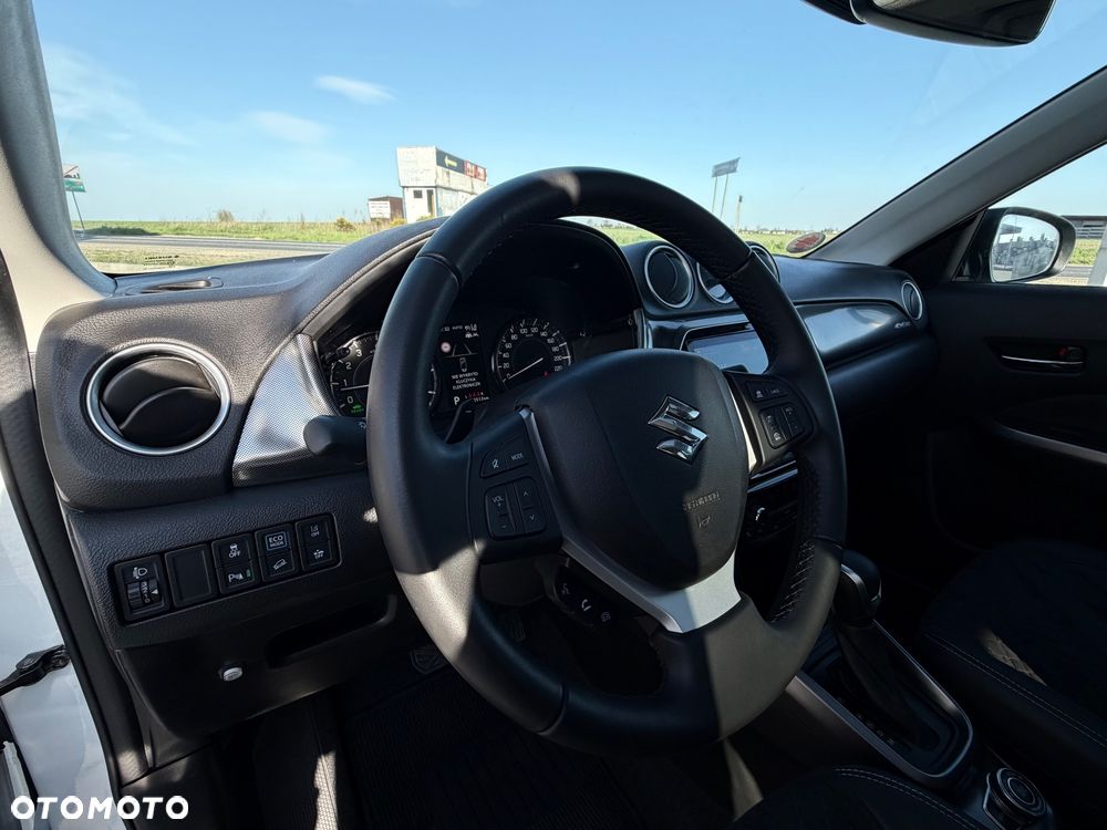Suzuki Vitara - 23