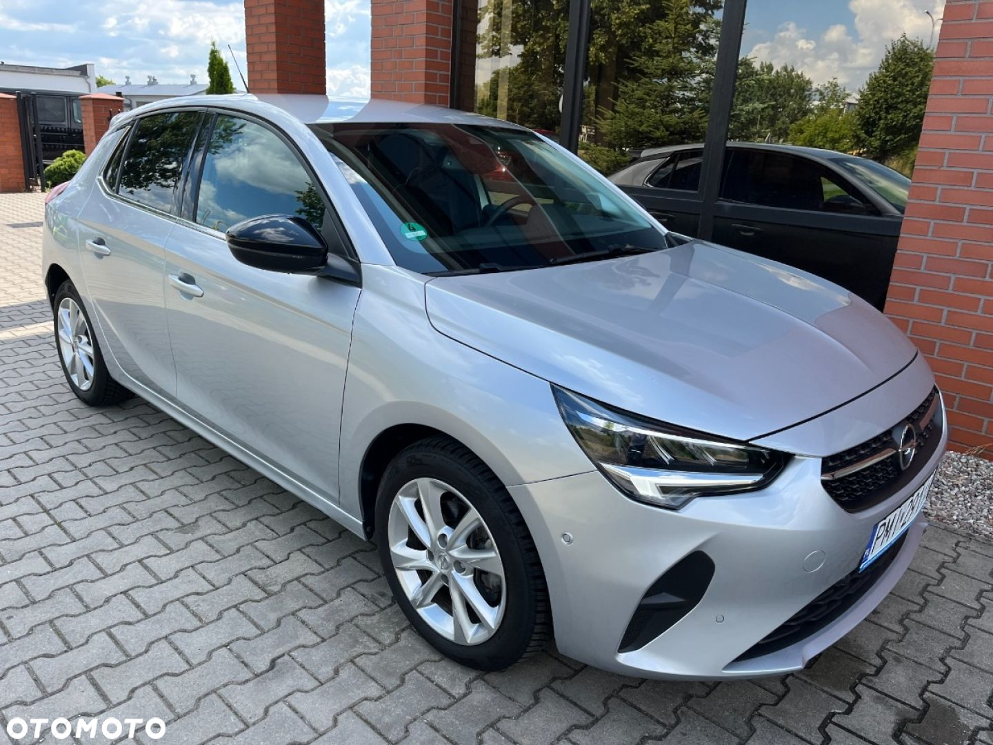 Opel Corsa 1.2 Elegance S&S - 2