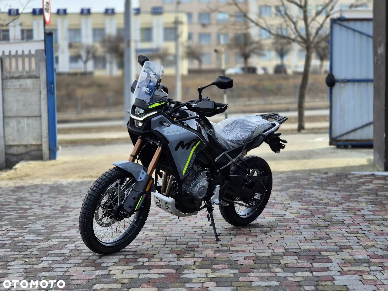 CFMoto MT