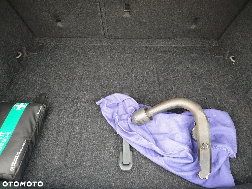 Volvo V40 Cross Country D2 Summum - 37