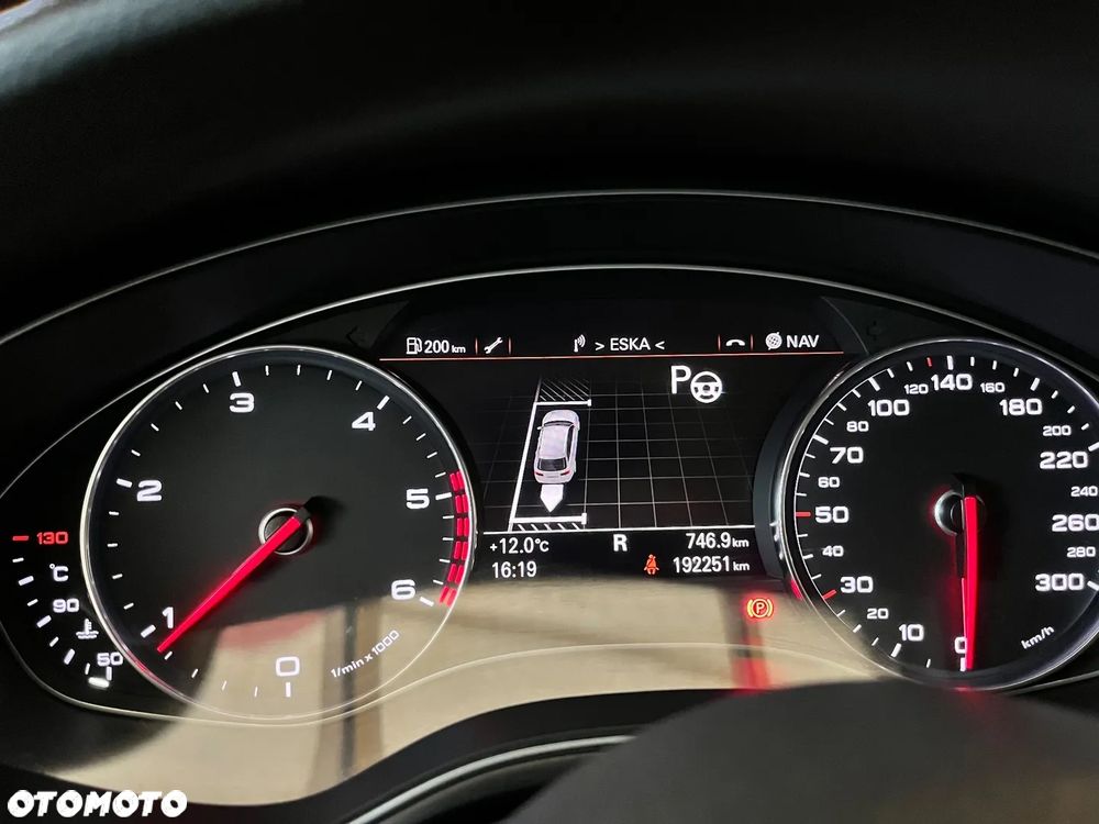 Audi A6 Avant 2.0 TDI Ultra DPF S tronic - 17