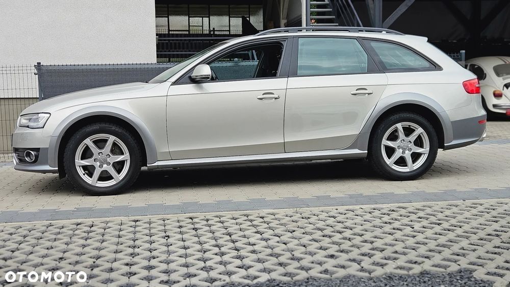 Audi A4 Allroad - 2