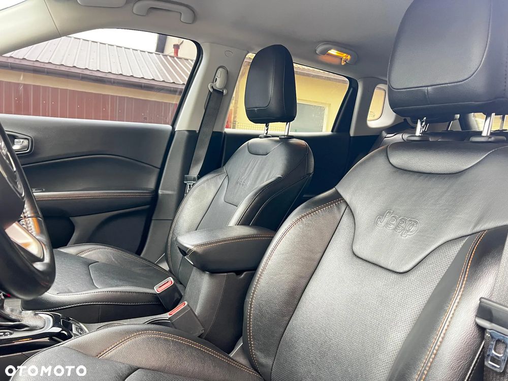 Jeep Compass 2.4I 4x4 CVT Limited - 18