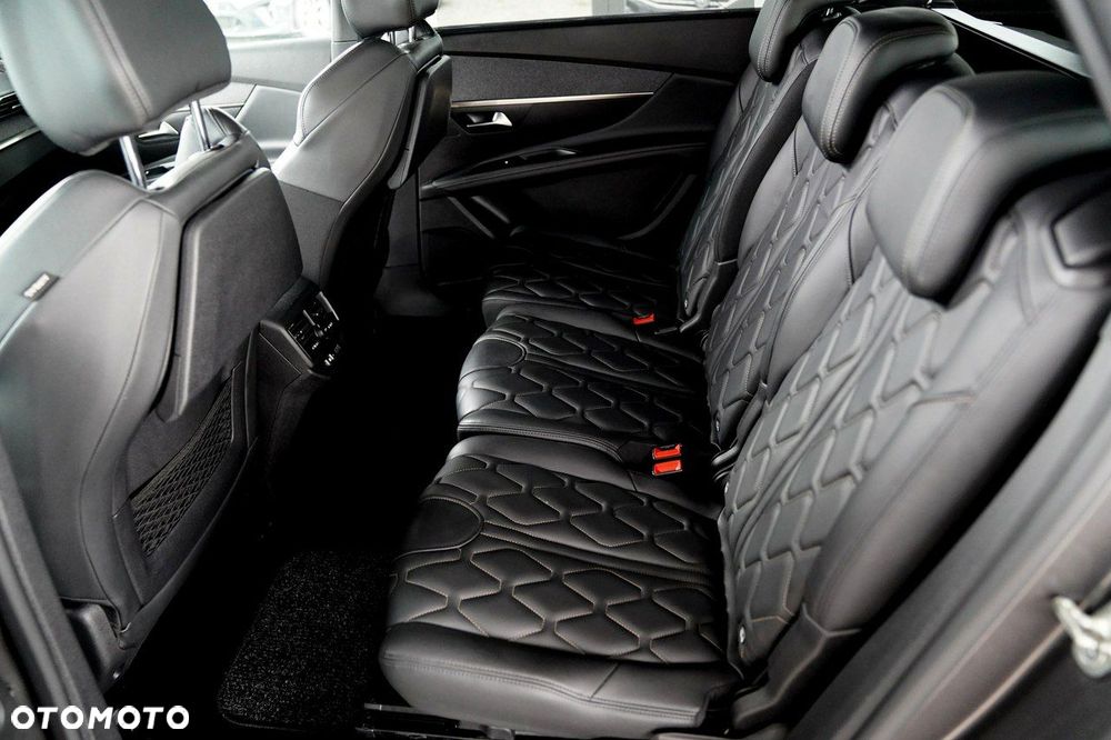 Peugeot 5008 1.6 PureTech GT Line S&S EAT8 - 21