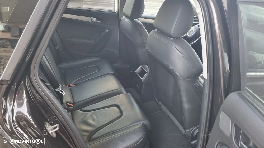 Audi A4 Avant 2.0 TDI Business Line S-line - 13