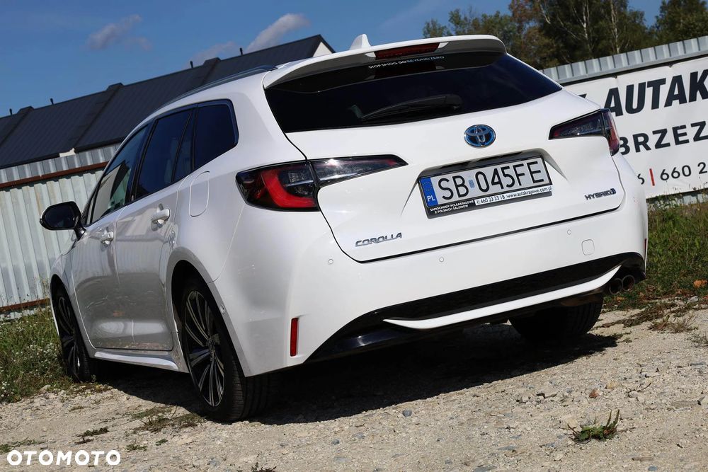Toyota Corolla 2.0 Hybrid Executive - 6