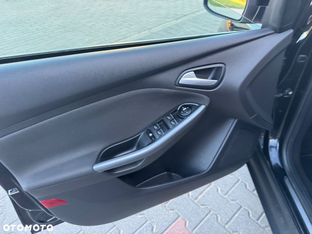 Ford Focus - 14