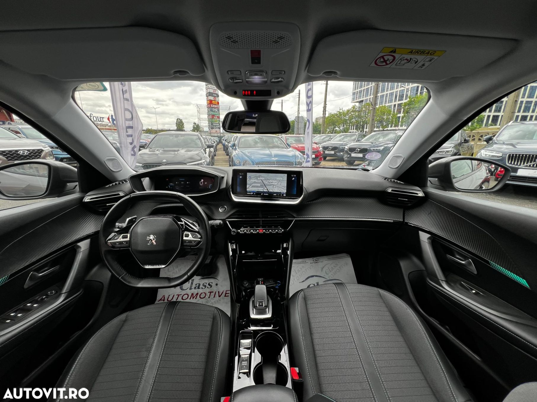 Peugeot 2008 1.2 L PureTech STT EAT8 Allure - 4