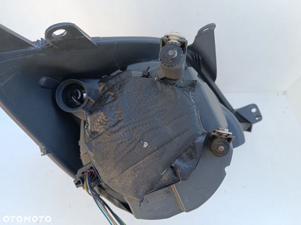 FORD FIESTA MK6 LAMPA PRAWA PRZÓD PRZEDNIA EU 6S61-13W030-CD - 11