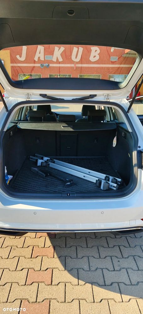 Volkswagen Golf - 15