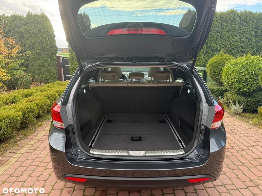 Hyundai i40 Kombi 1.7 CRDi Premium - 22