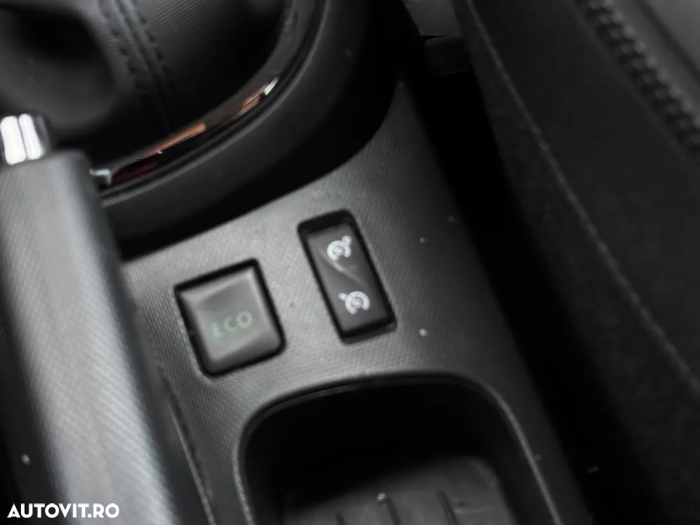 Renault Captur - 16