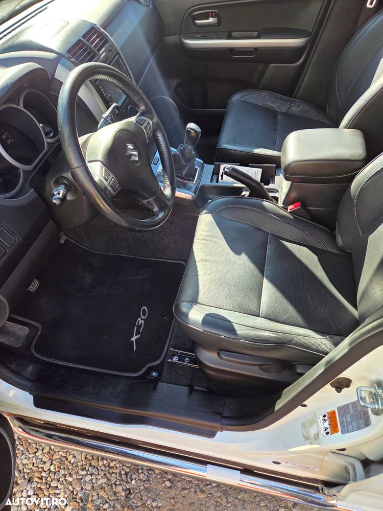 Suzuki Grand Vitara 1.9 DDiS X30 - 31