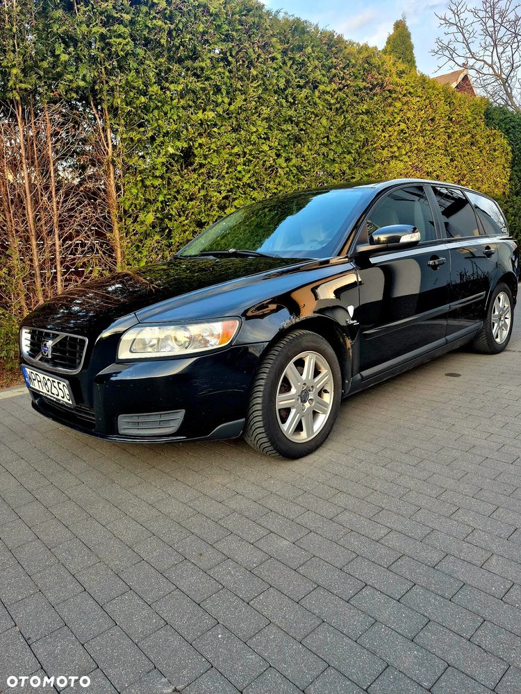 Volvo V50 - 1