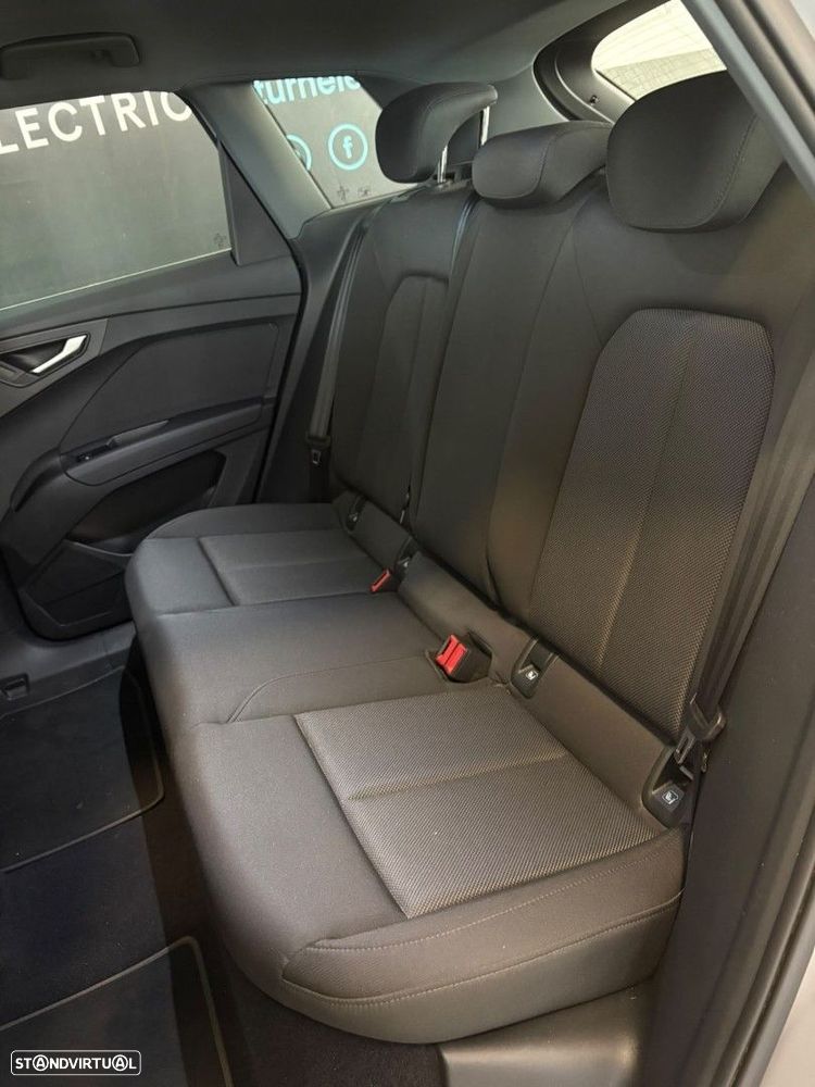 Audi Q4 e-tron 40 82 kWH - 12