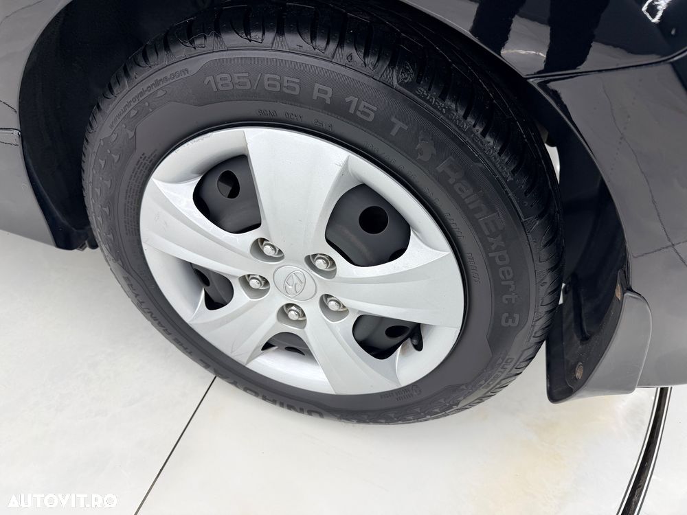 Hyundai i30 1.6 CRDI blue Classic - 13