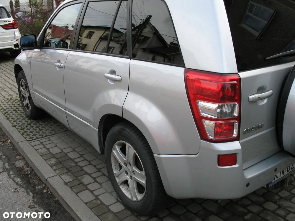Suzuki Grand Vitara - 2