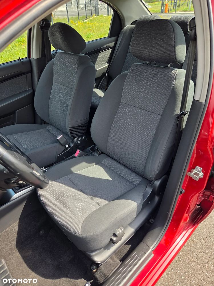 Chevrolet Aveo 1.4 16V LT - 13