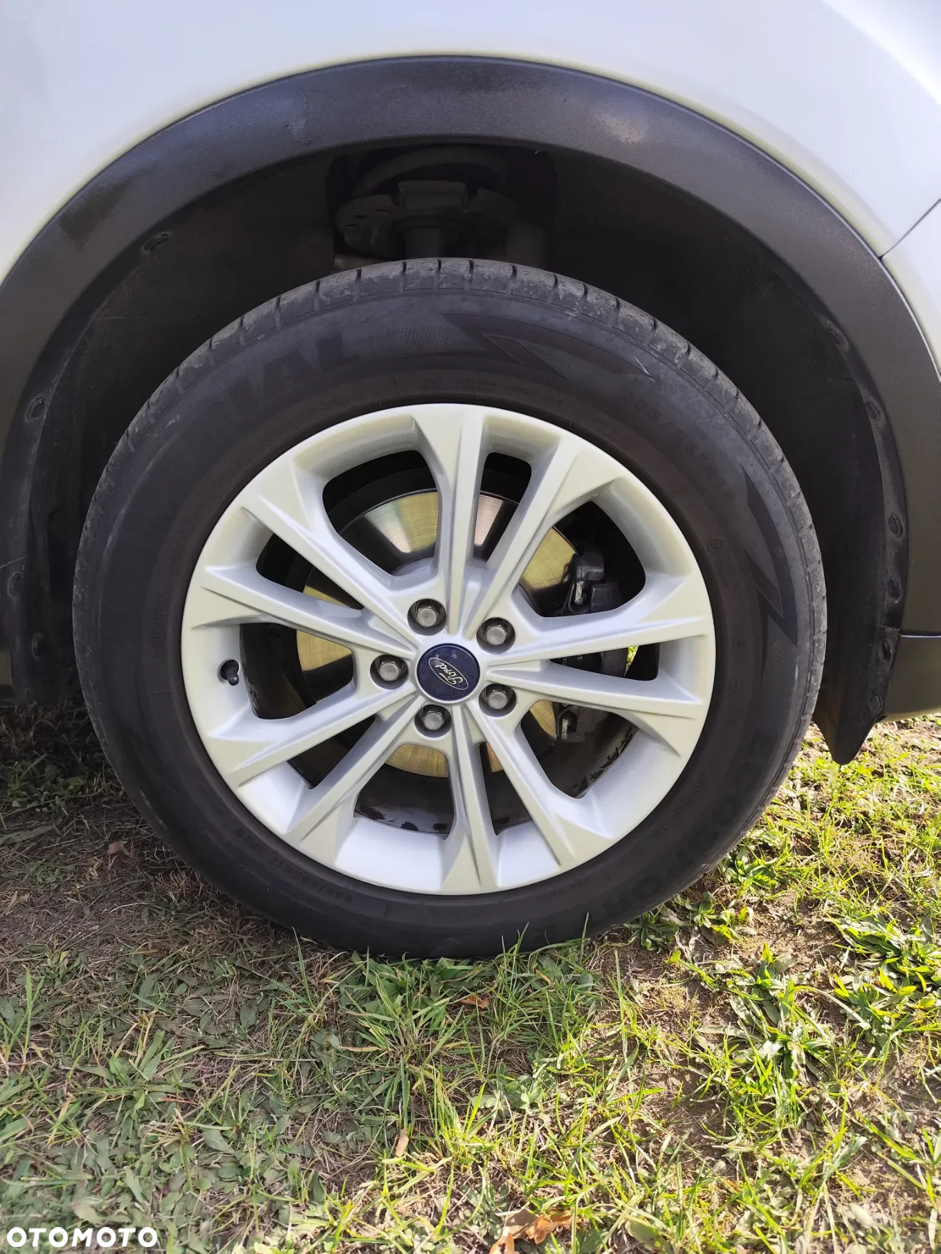 Ford Kuga - 22