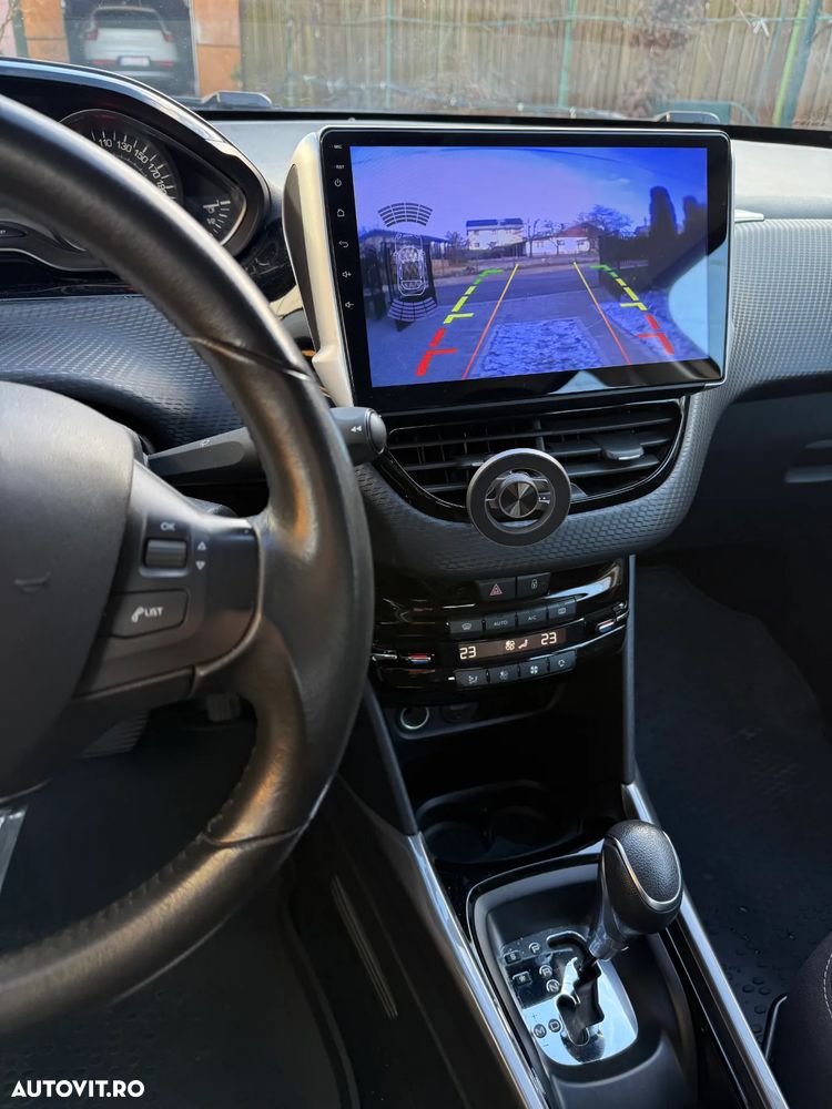 Peugeot 2008 1.2 PureTech Turbo EAT6 S&S Active - 9