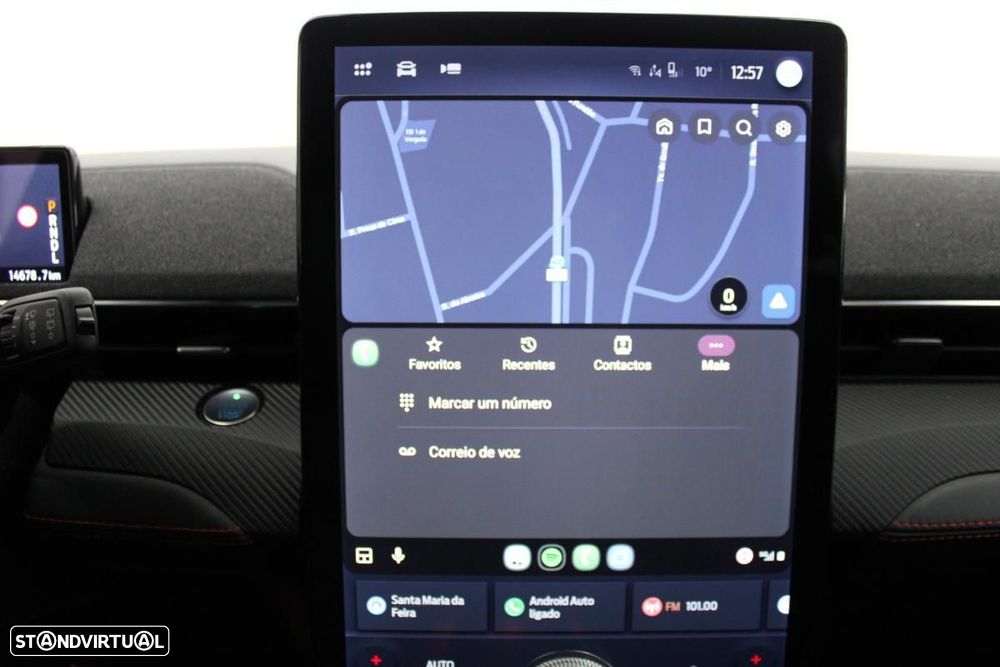 Ford Mustang Mach-E 72.6 kWh Premium AWD - 30