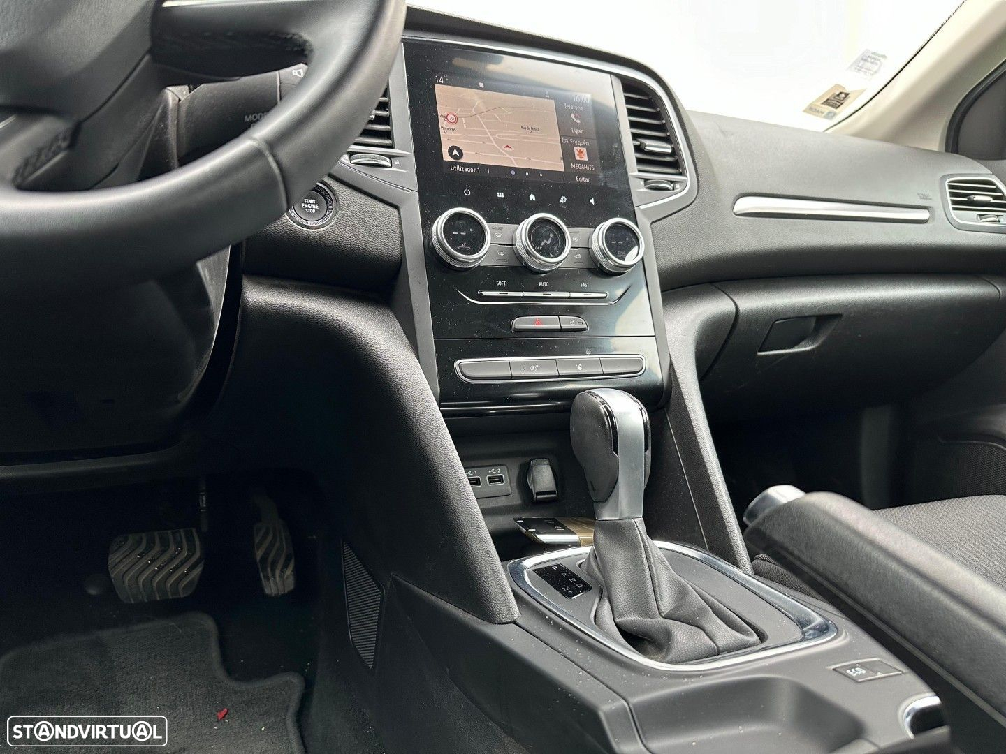 Renault Mégane Sport Tourer BLUE dCi 115 EDC BUSINESS EDITION - 6