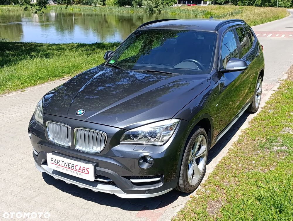 BMW X1 sDrive18d Sport Line - 1