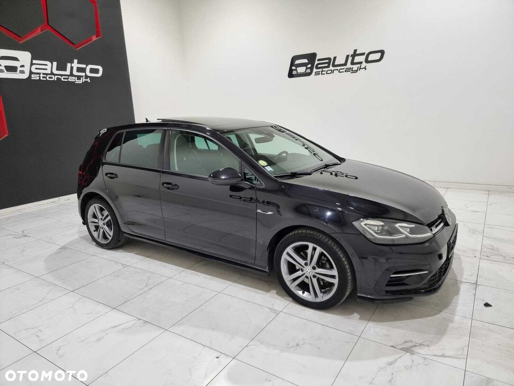 Volkswagen Golf - 10