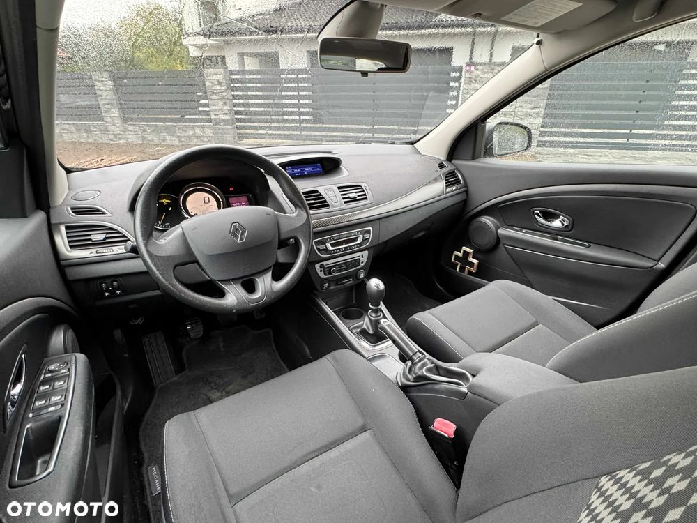 Renault Megane 1.5 dCi Limited - 8