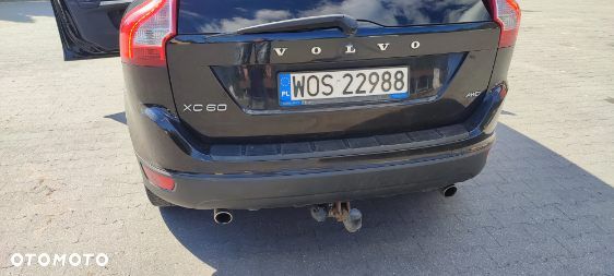 Volvo XC 60 2.4D AWD - 11