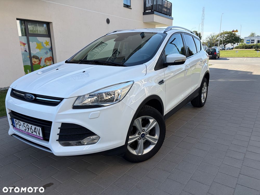 Ford Kuga 1.5 EcoBoost 2x4 Titanium - 1