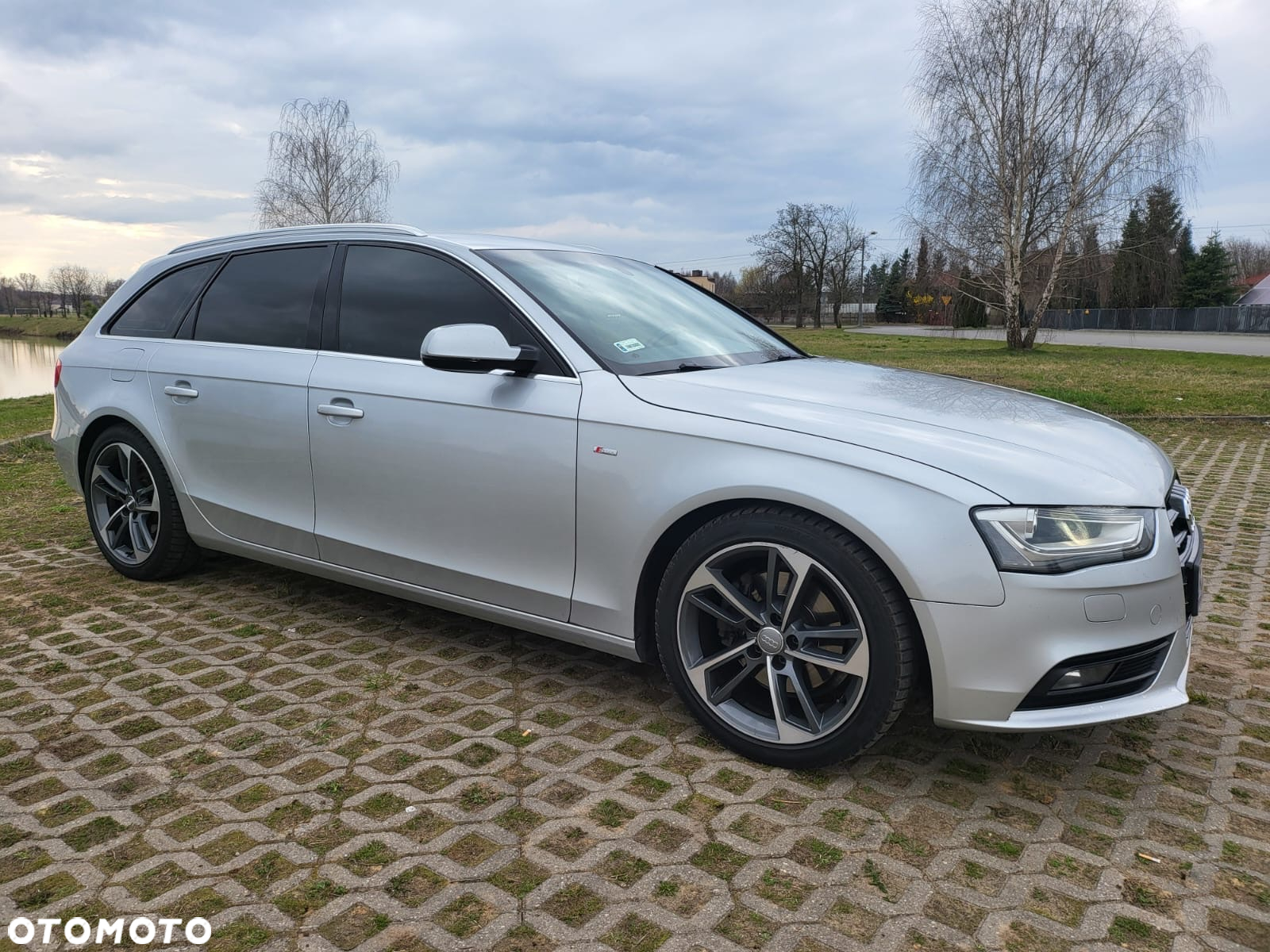 Audi A4 Avant 2.0 TDI DPF S line Sportpaket - 21