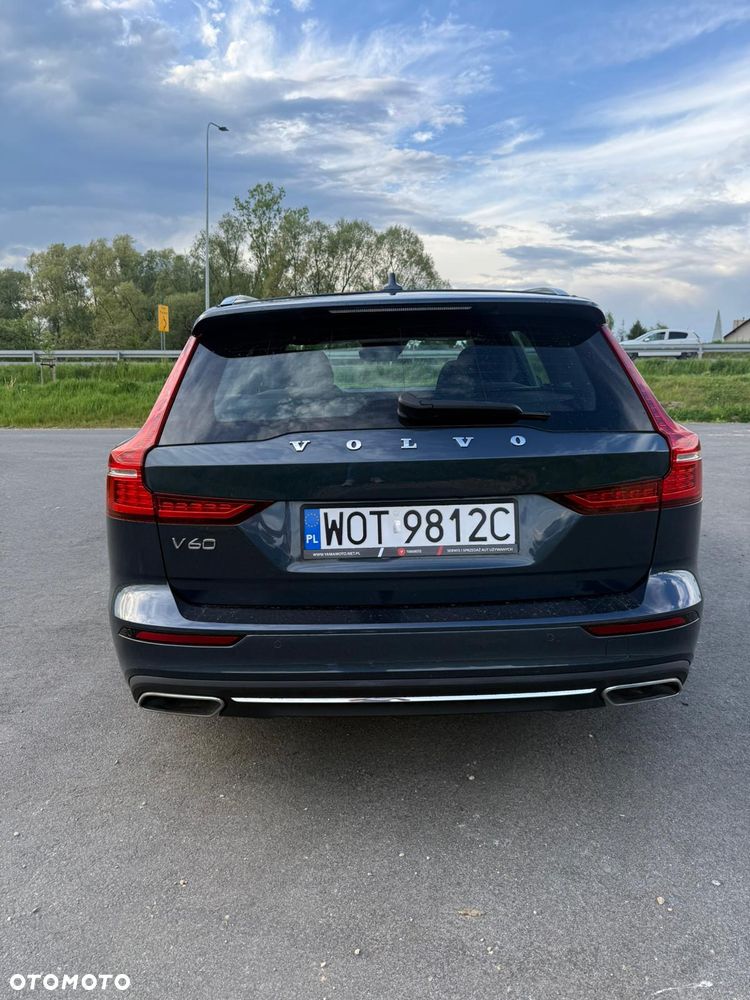 Volvo V60 T6 AWD Plug-In Hybrid Inscription - 12