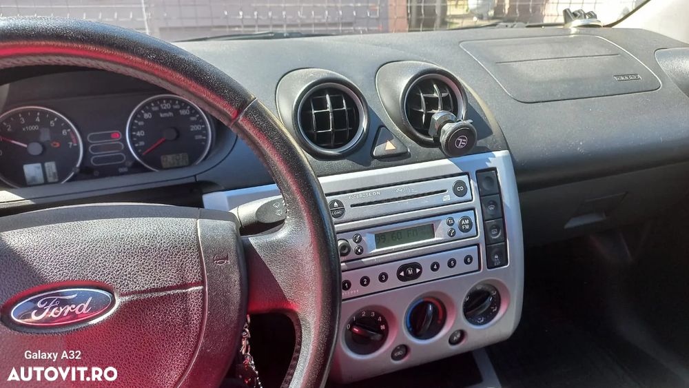 Ford Fiesta - 3