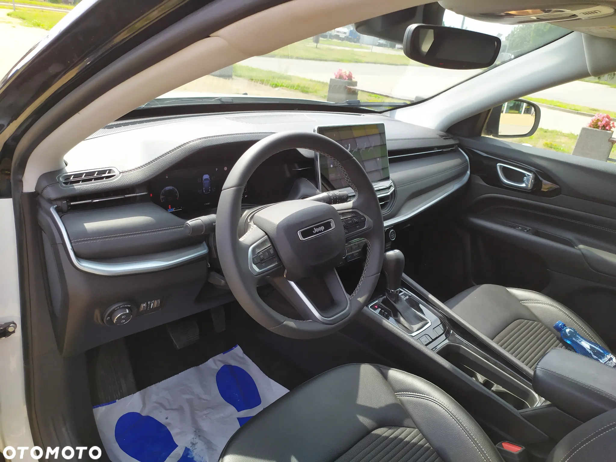 Jeep Compass - 11