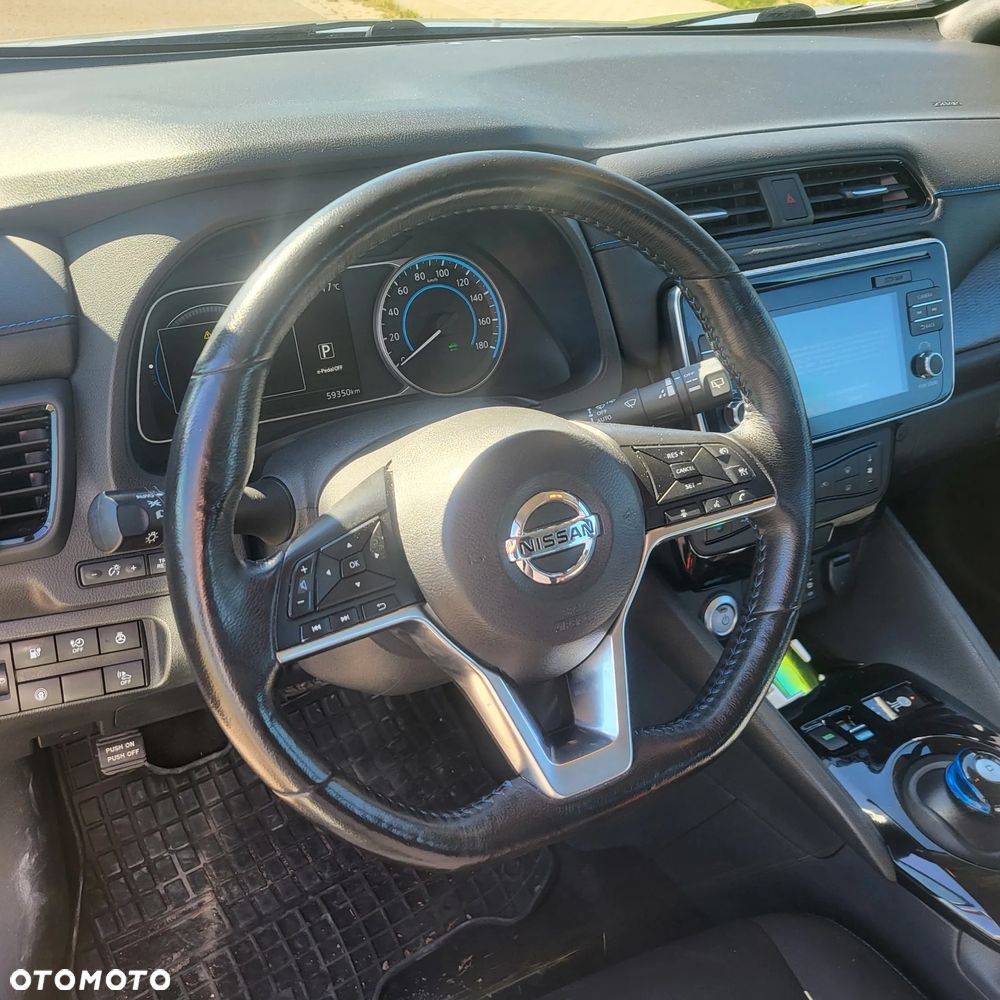 Nissan Leaf 40kWh 10 - 4