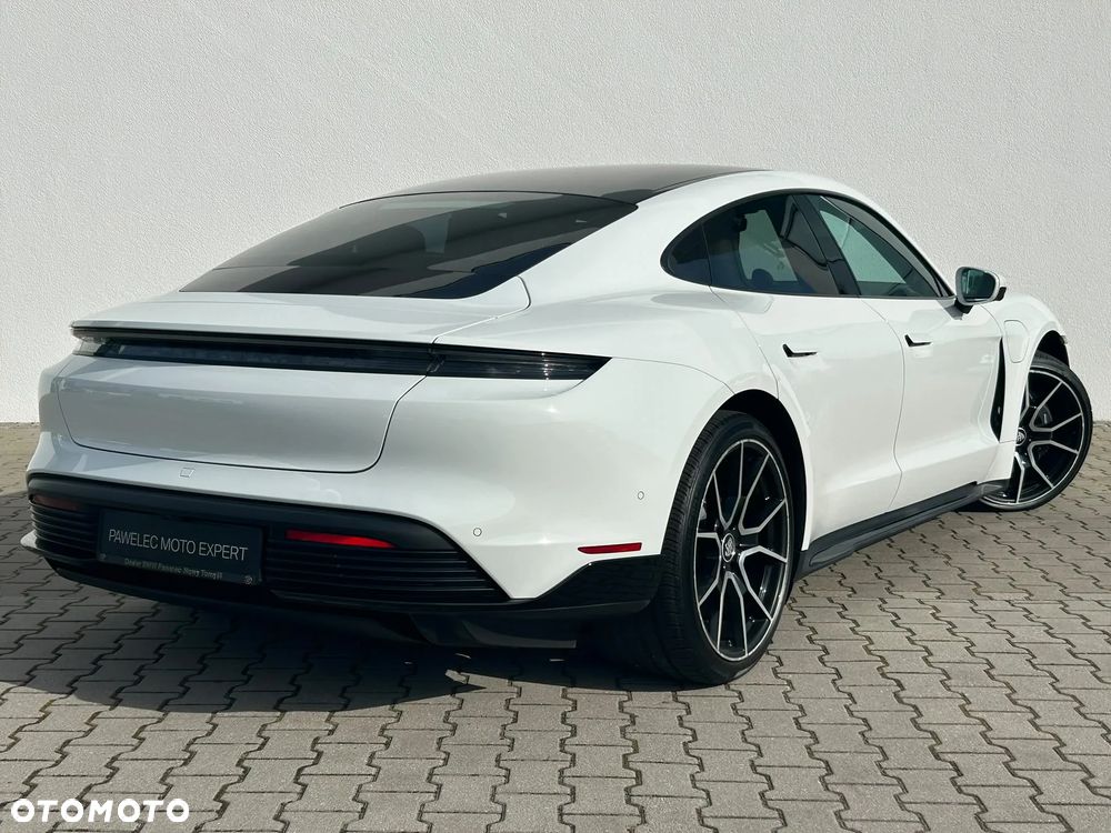 Porsche Taycan Standard - 6