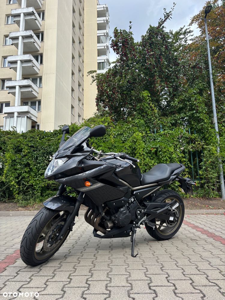 Yamaha XJ - 2
