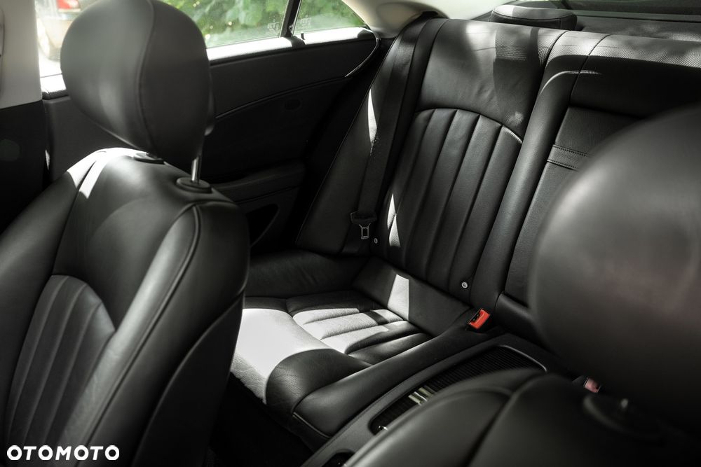 Mercedes-Benz CLS - 19