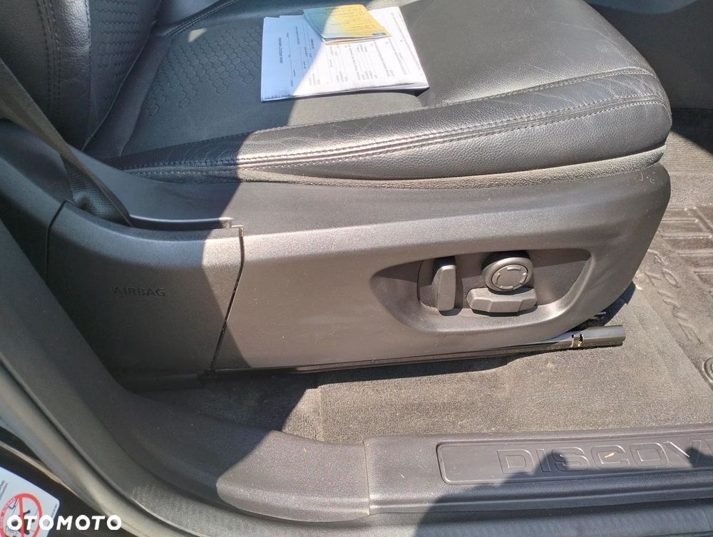 Land Rover Discovery Sport - 16