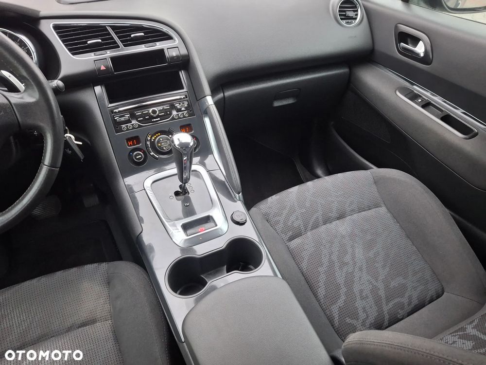 Peugeot 3008 HDi FAP 115 EGS6 Stop&Start Business-Line - 12