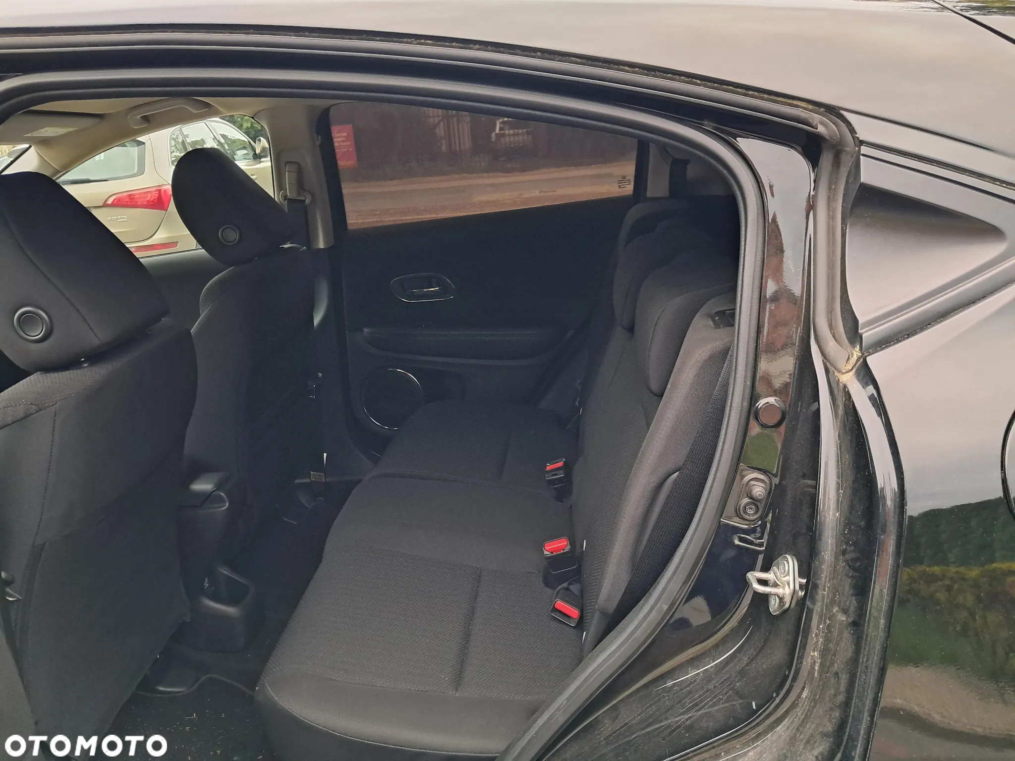 Honda HR-V 1.5 i-VTEC CVT Executive - 17